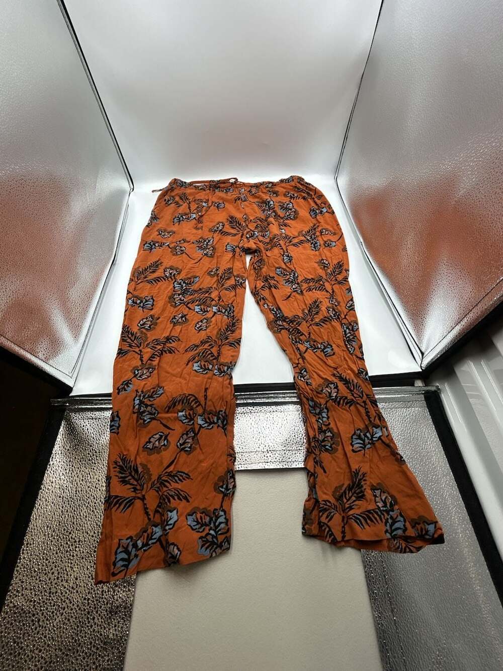 Black Rain Orange Leaf Print Drawstring Lounge Pants Medium B40566RYT